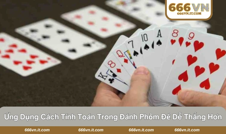 Cách Tính Toán Trong Đánh Phỏm - Mẹo Chơi Hiệu Quả Hơn 3 Người chơi phỏm đang quan sát bàn bài và chuẩn bị ra nước quyết định